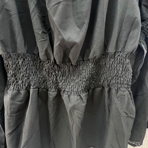 ELESOL Black Smocked Peplum Blouse XL Bell Sleeve Lace Trim Boho Renaissance - Picture 6 of 10